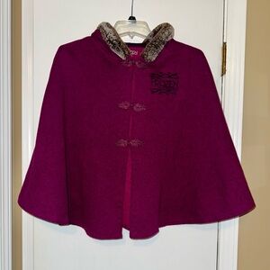 Girls Disney “Frozen” Broadway Cape with faux trim Size Youth L/XL
